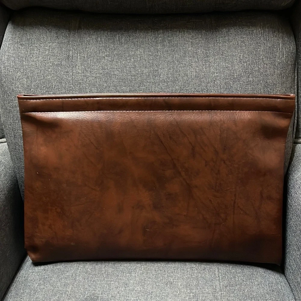Hazel Legal File Folder Travel Clutch